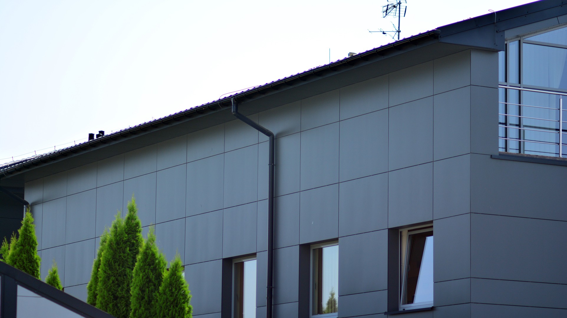 Environment friendly ACP used in a modern building